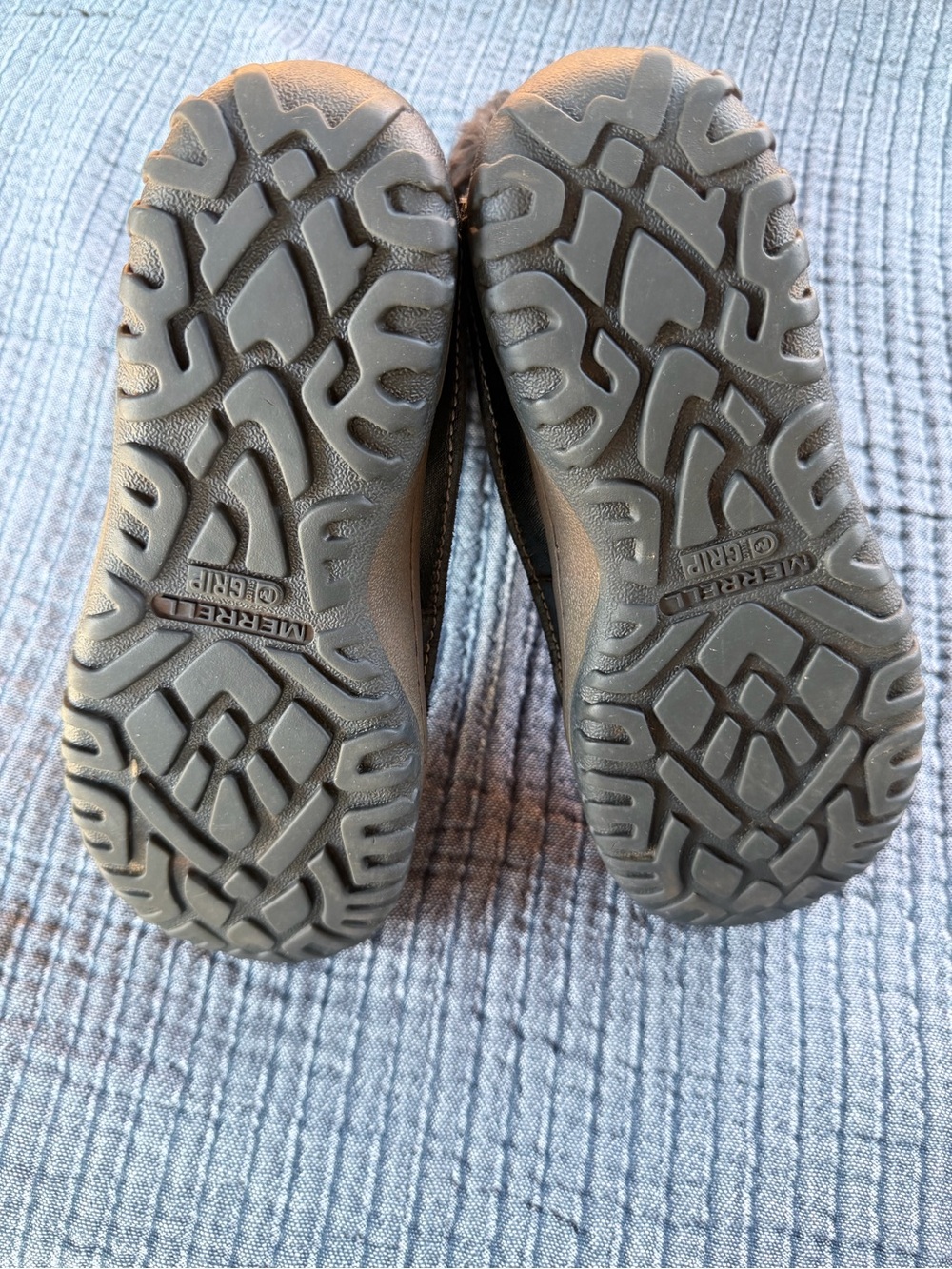 Merrell Women's Black Fur-Trim Leather Winter Boots - Picture 7 of 8